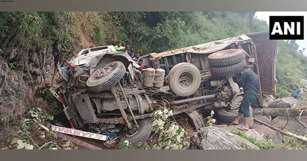 J-K: Three dead, one injured after dumper falls into gorge in Udhampur